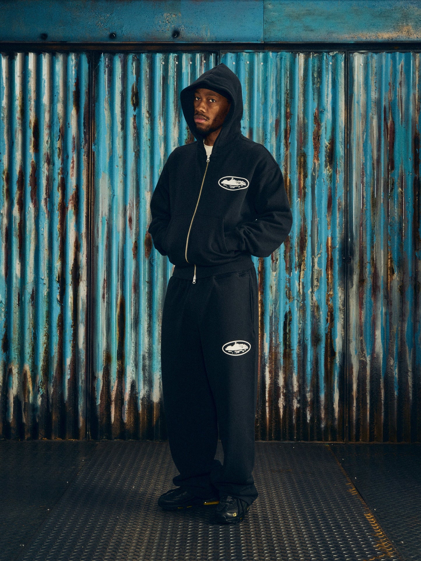 ISLAND PUFF PRINT TRACKSUIT