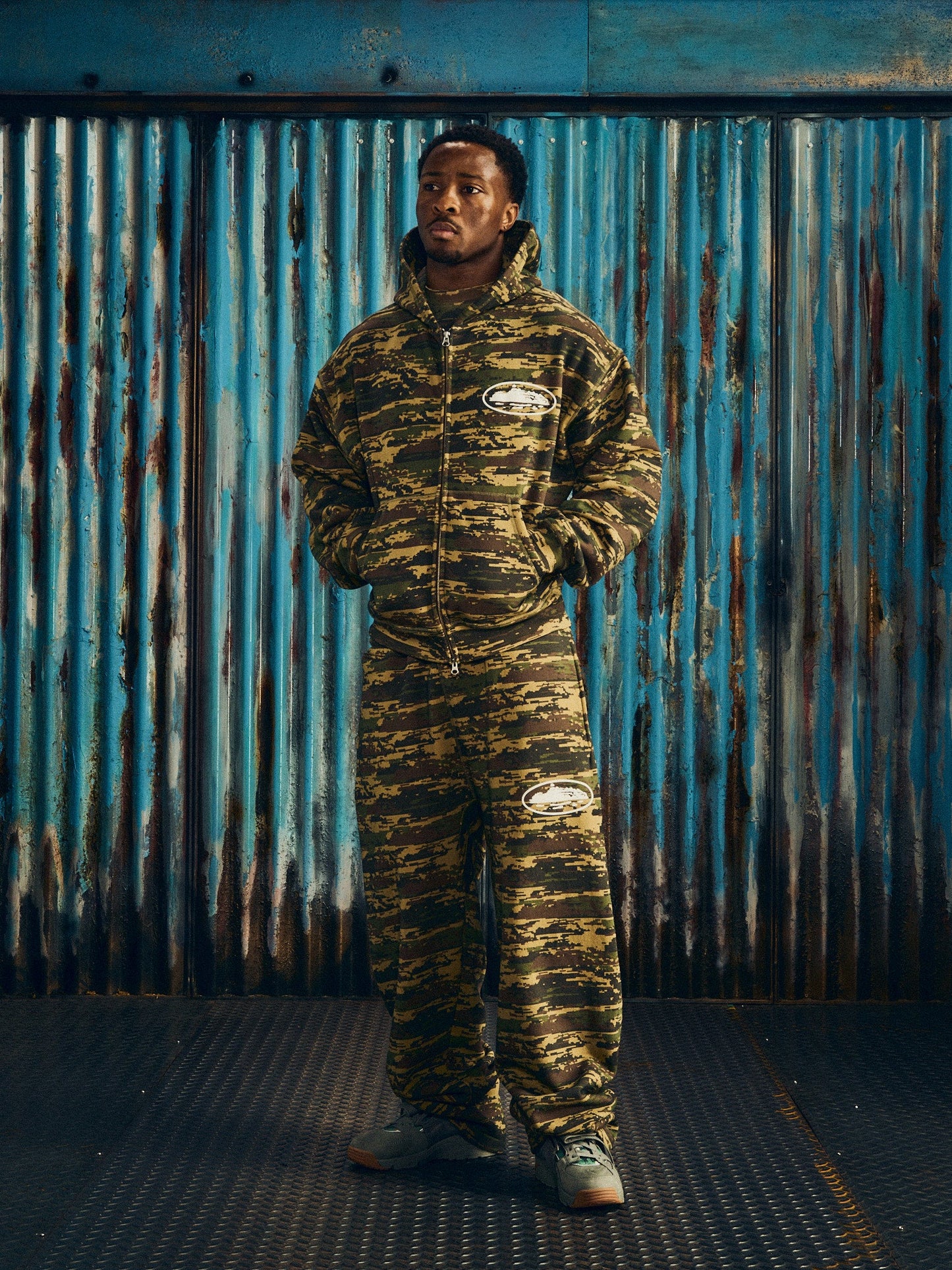 SUPERIOR ROYALE TRACKSUIT