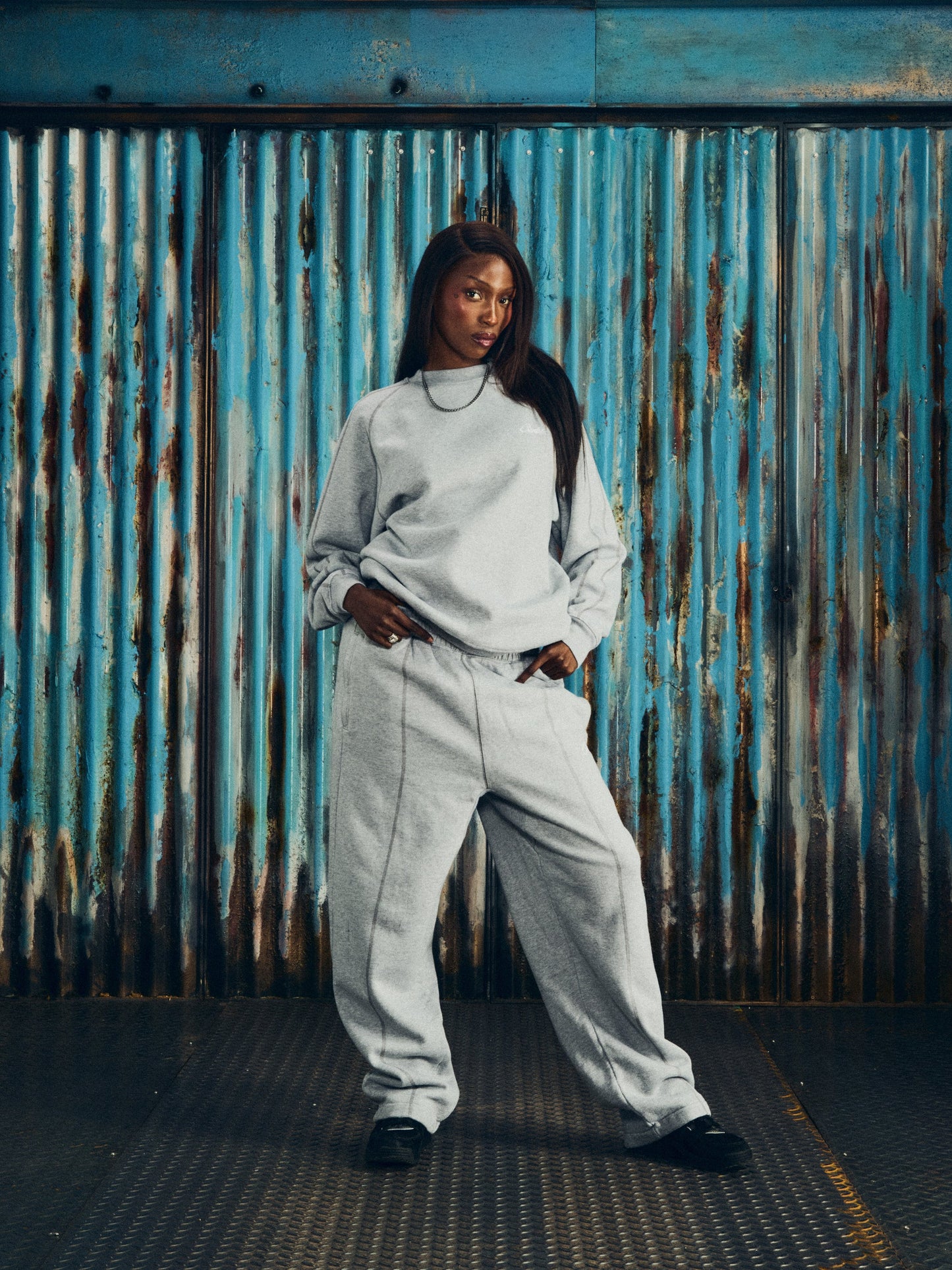 HMP V2 SWEATSHIRT
