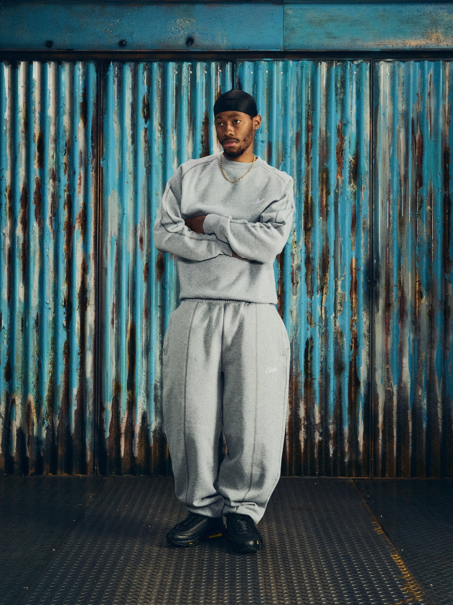 HMP V2 SWEATSHIRT